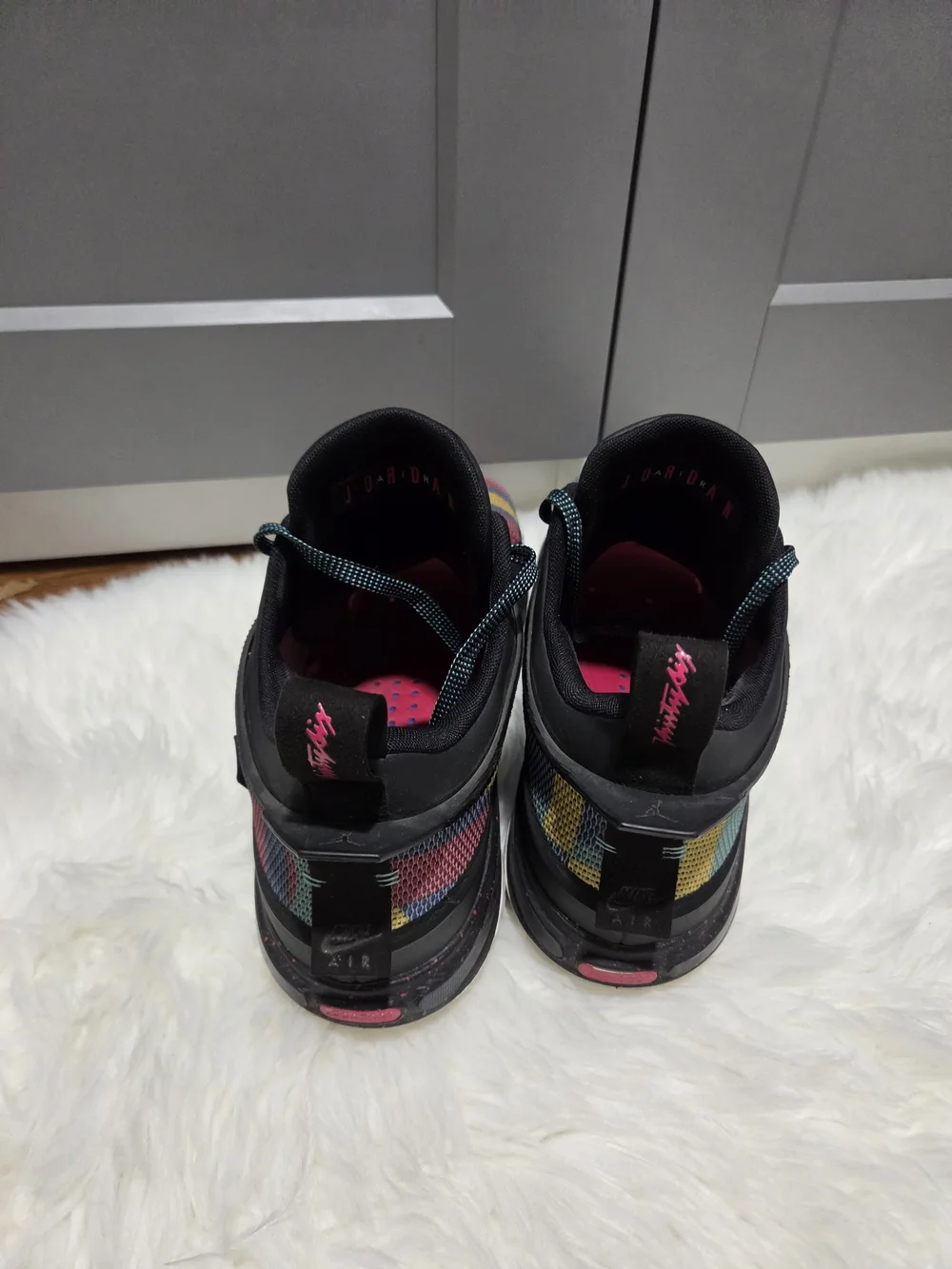 Jordan  Multicolor Knit Basketball Sneakers in Black with Pink Jumpman